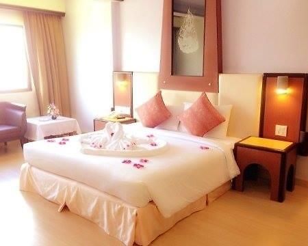 Bp Grand Tower Hotel Hat Yai Bagian luar foto
