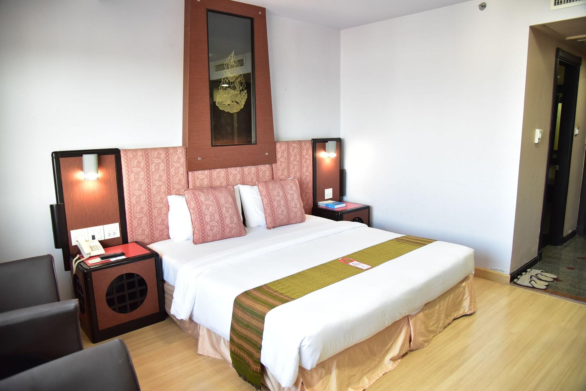 Bp Grand Tower Hotel Hat Yai Bagian luar foto