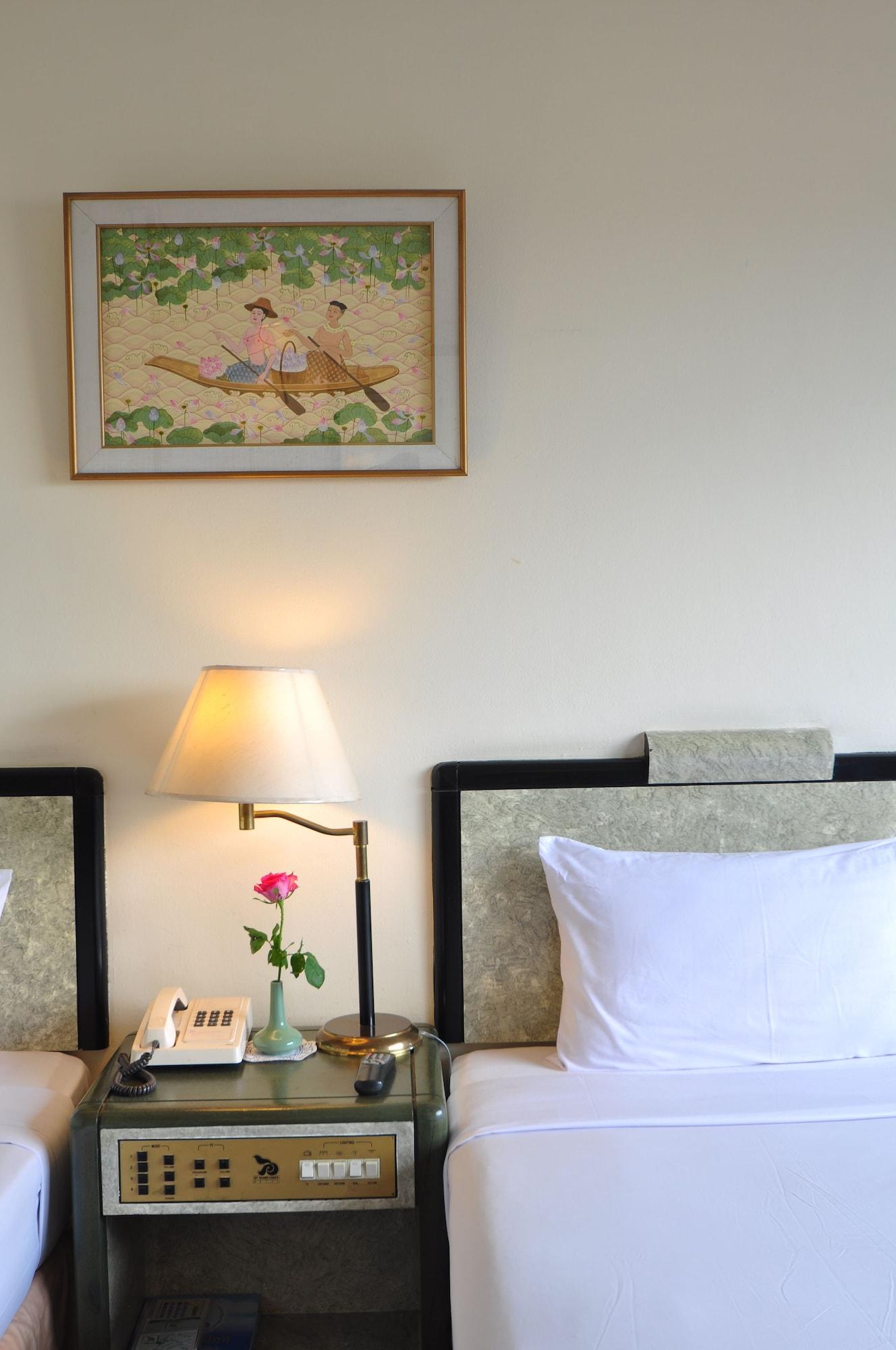 Bp Grand Tower Hotel Hat Yai Bagian luar foto