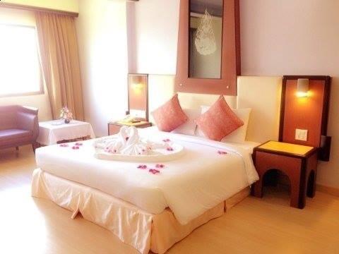 Bp Grand Tower Hotel Hat Yai Bagian luar foto