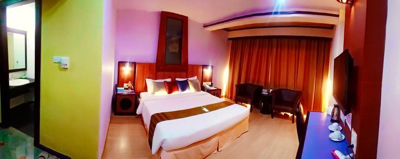 Bp Grand Tower Hotel Hat Yai Bagian luar foto